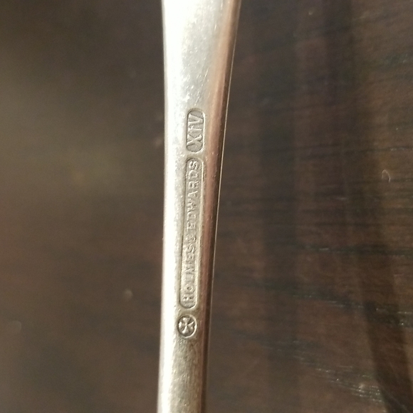 Holmes & Edward's XtV Jac Rose collection, vintage pie server - Picture 9 of 14